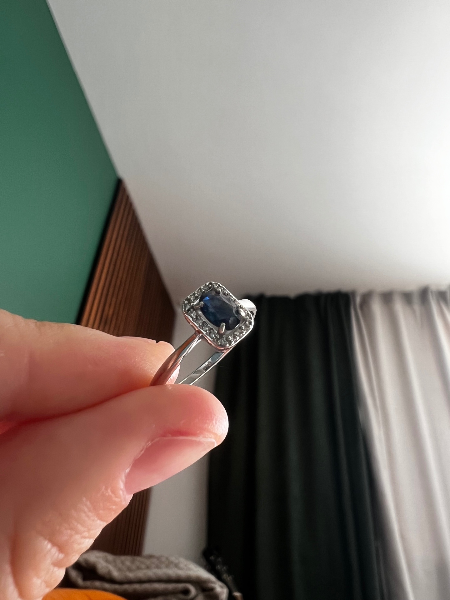 Raw ring product photo before Veyio